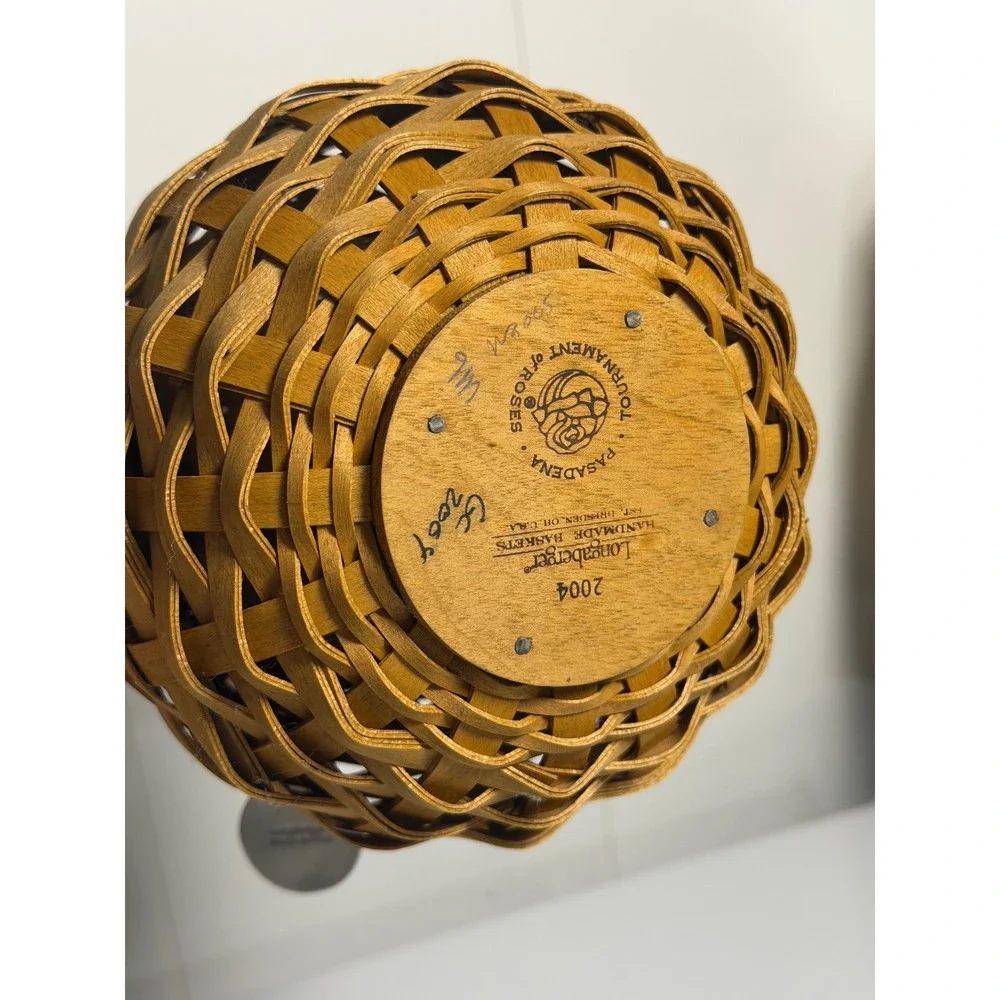 Longaberger Pasadena Tournament of Roses Sweetheart Basket Brown Floral 2004